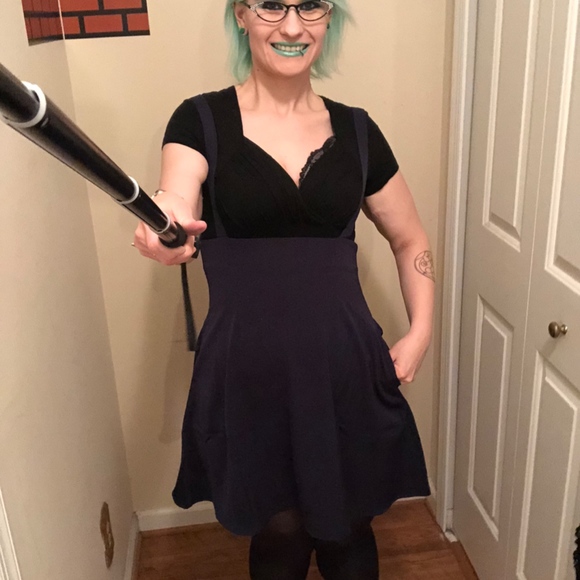 Meet your Posher, Julie - Picture 2 of 4